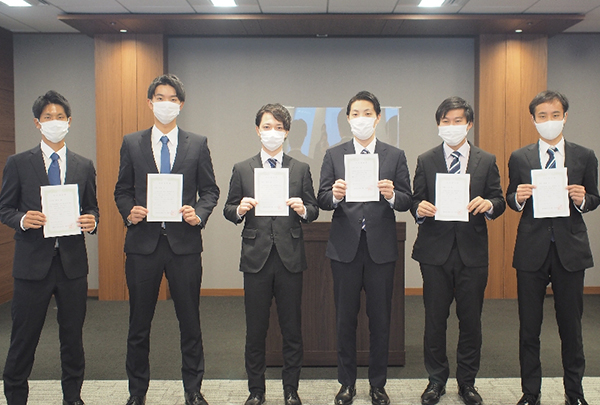 東京オフィス集合写真